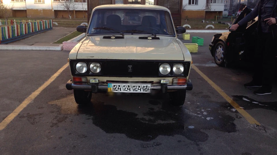 Lada 2106 4