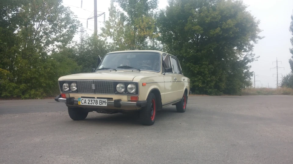 Lada 2106 2