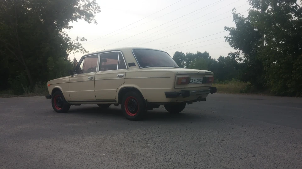 Lada 2106 4