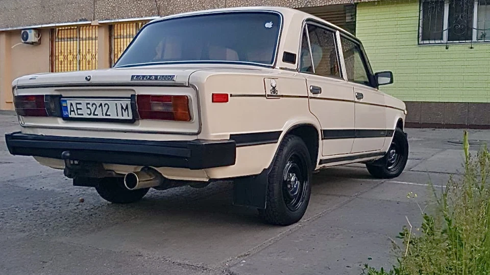 Lada 2106 4
