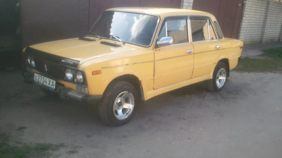 Lada 2106 2