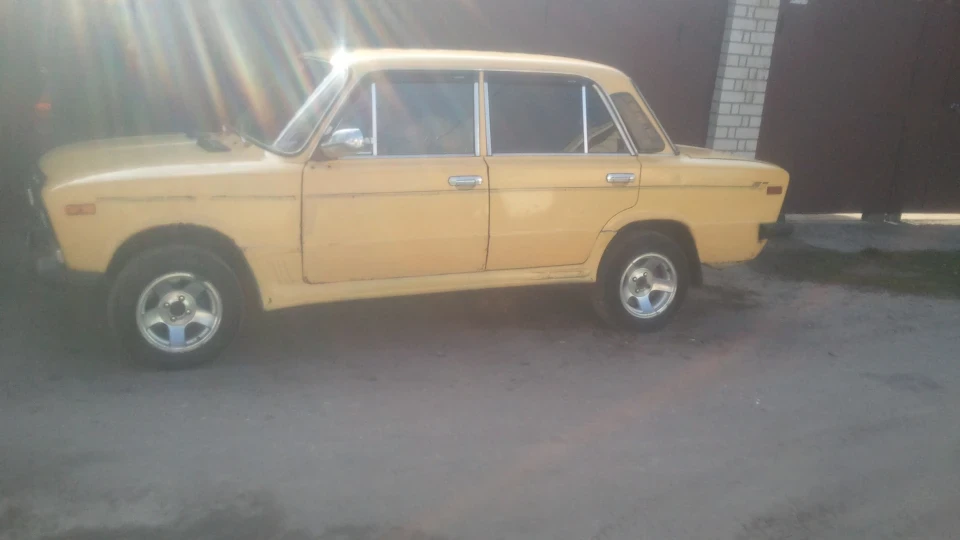 Lada 2106 3