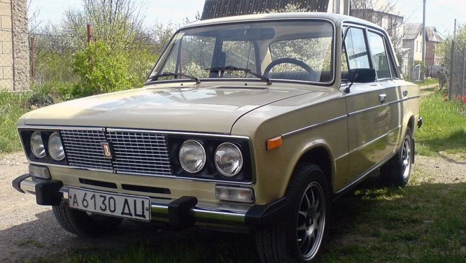 Lada 2106 ◉ 1300SL ◉ (1988) 4