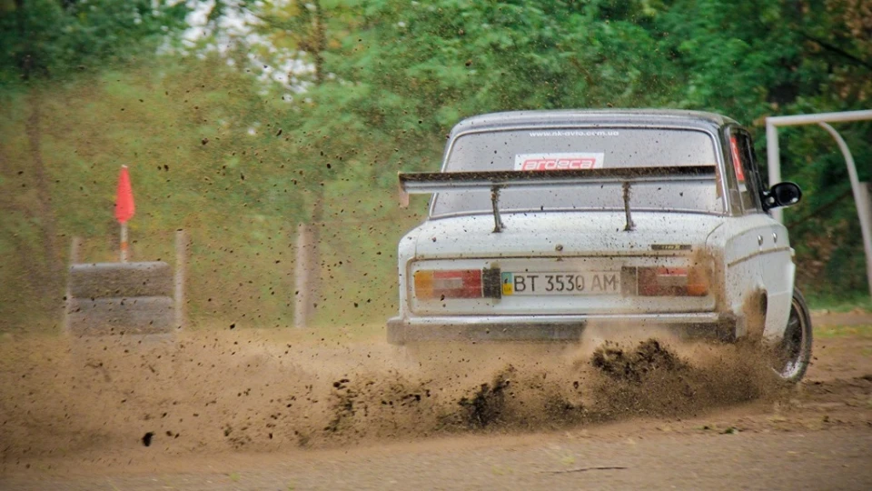 Lada 2106 16V Білий бім... 2