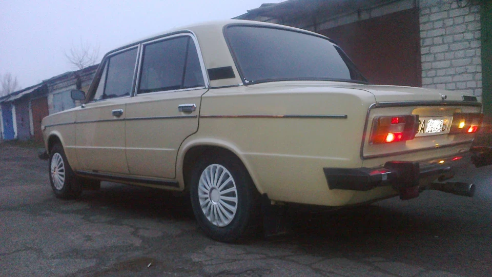Lada 2106 3 ☭ Особлива 5