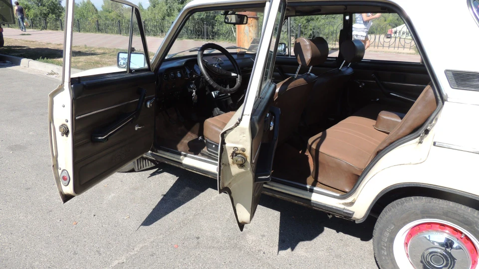 Lada 2106 A family heirloom 4