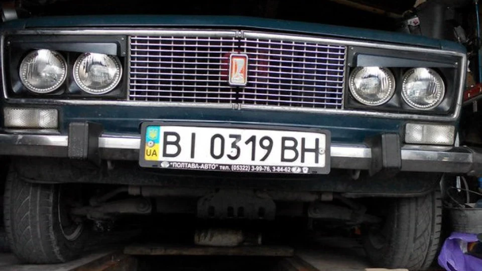 Lada 2106 Angel eyes