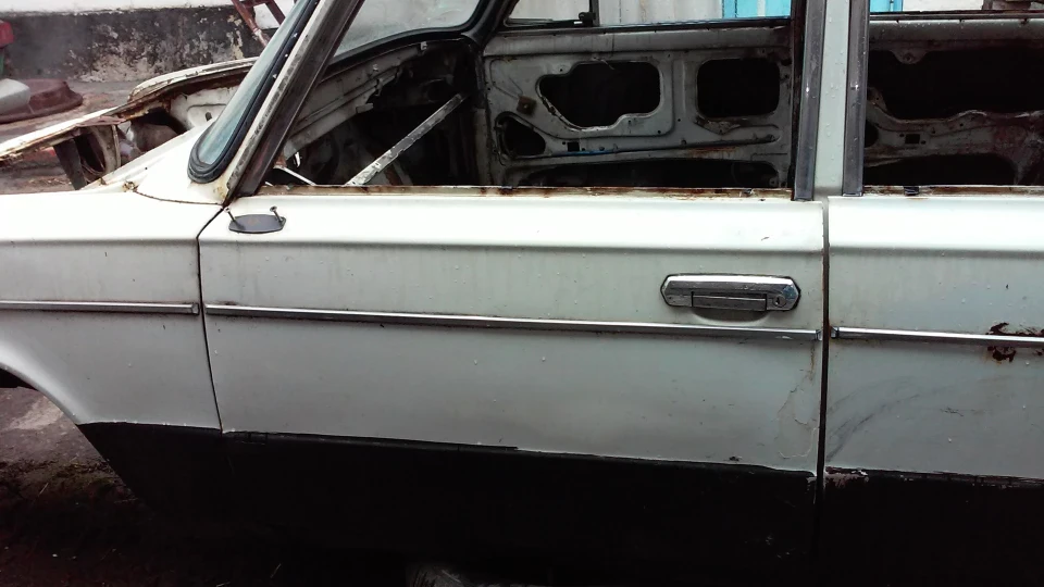 Lada 2106 білого кольору, двс 1.3 3