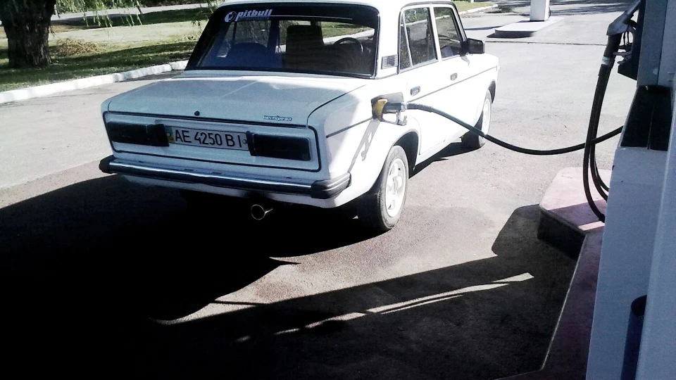 Lada 2106 Білий шість))) 2