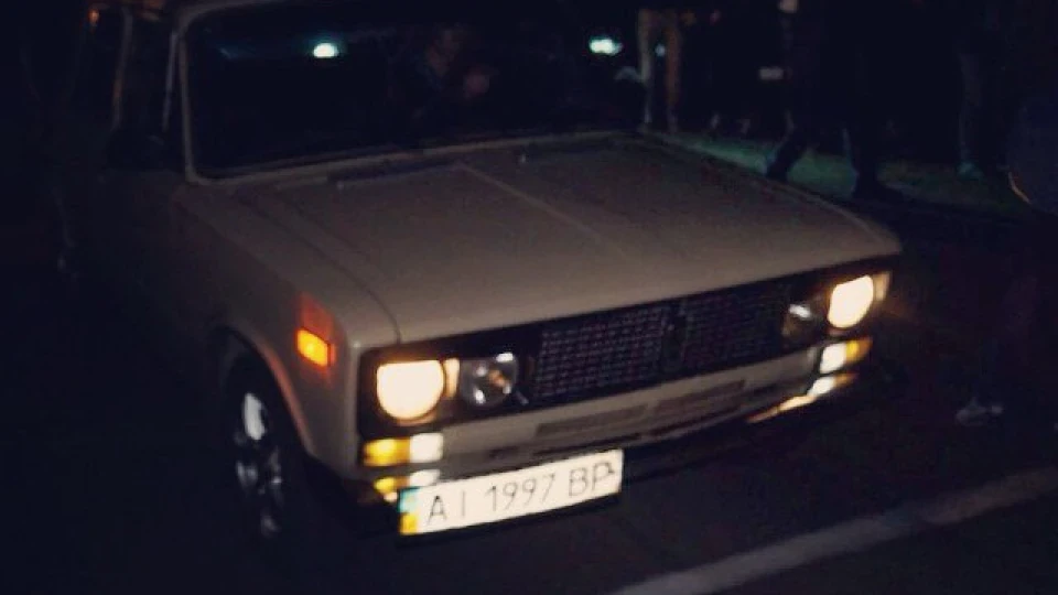 Lada 2106 бежевий металік+хамелеон 3