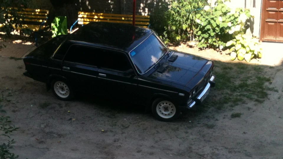 Lada 2106 Black Royal 2