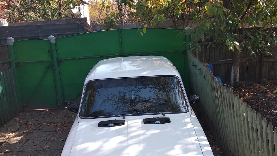 Lada 2106 Колір білий-білий) 2