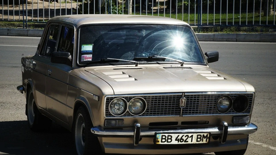 Lada 2106 Golden Candy 5
