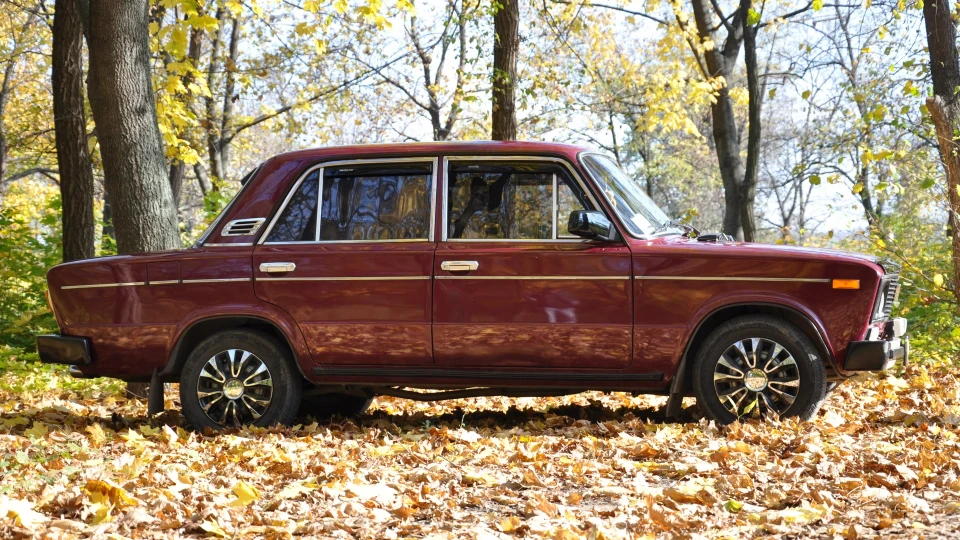 Lada 2106 гранат 4