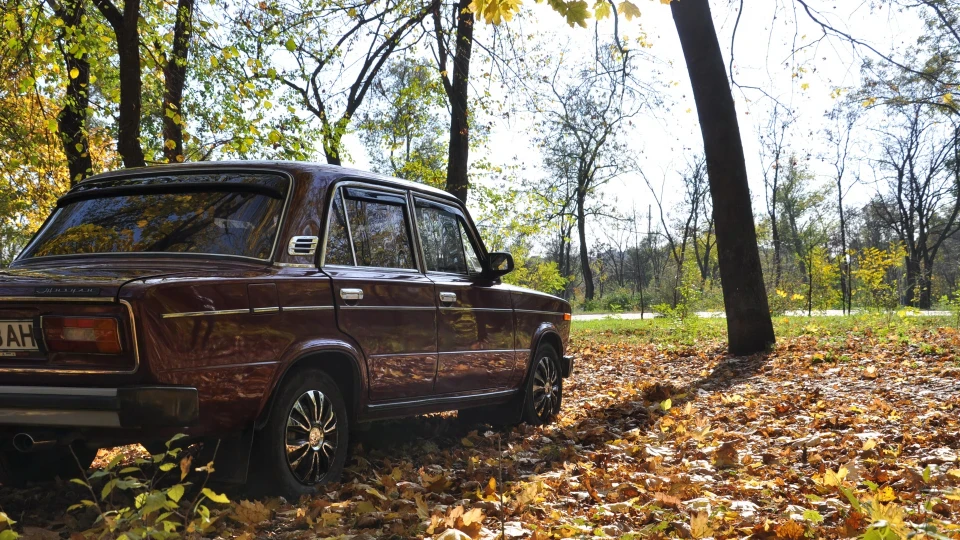 Lada 2106 гранат 5