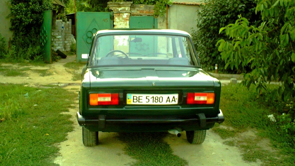 Lada 2106 Green 2