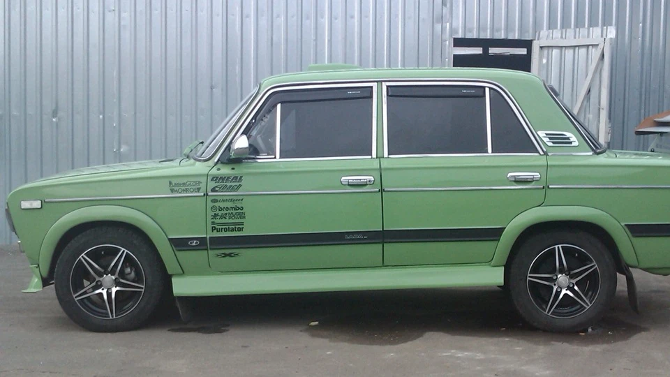 Lada 2106 Juicy cucumber 4