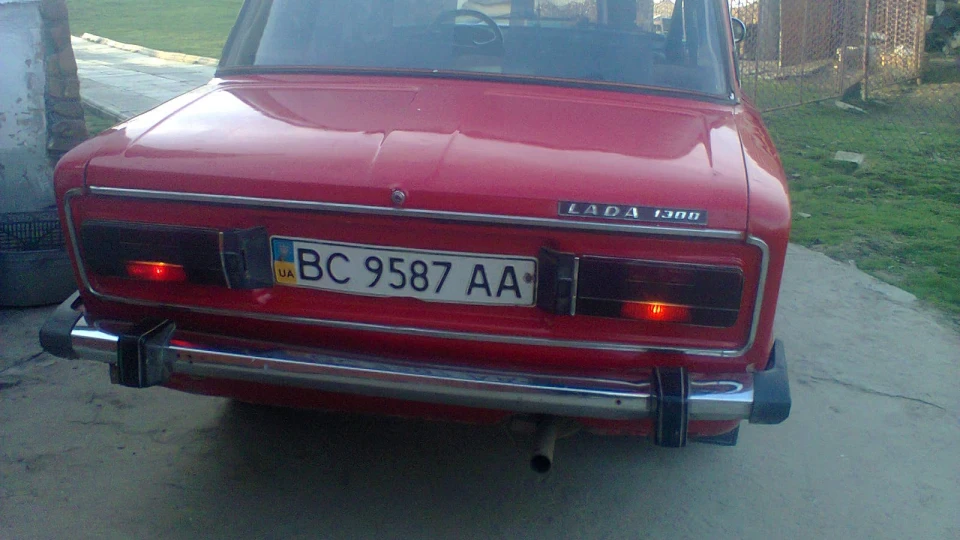 Lada 2106 Червона кулька 3