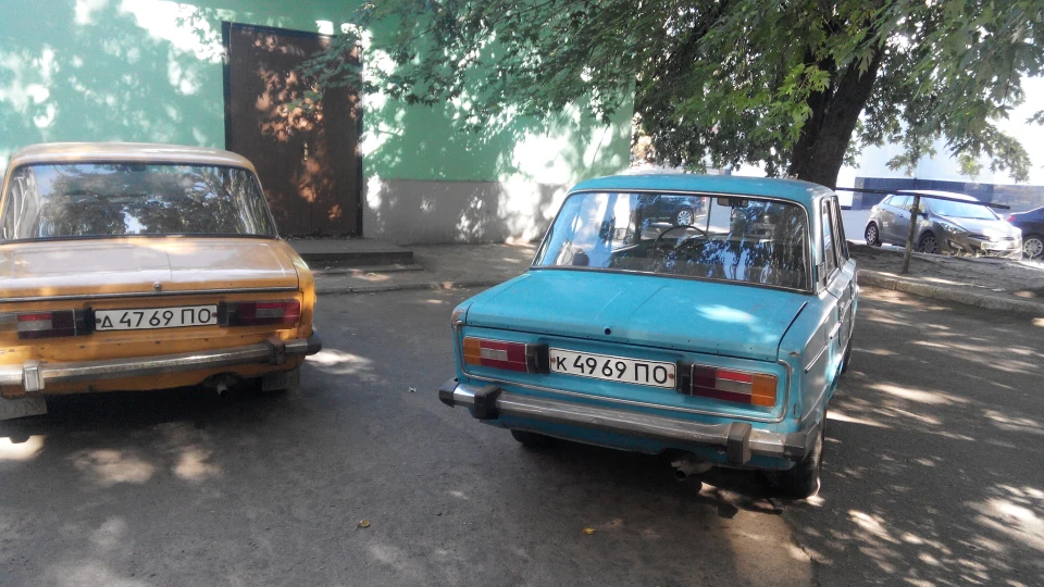 Lada 2106 на ходу. 2