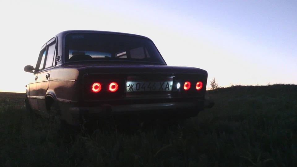 Lada 2106 Red AirPlane 5