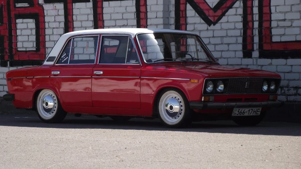 Lada 2106 RedWhiteResto 3