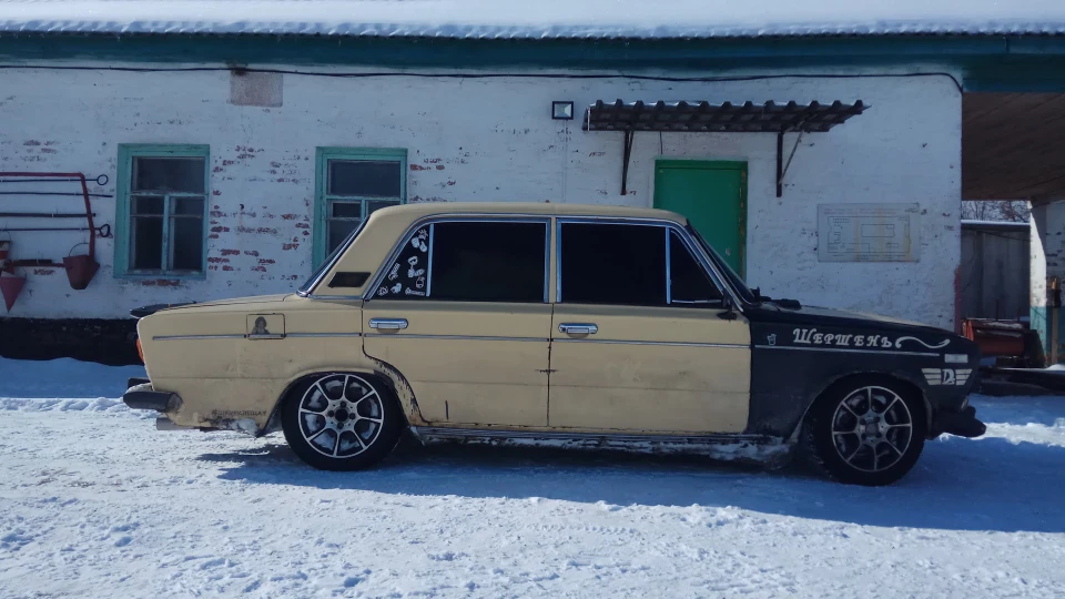 Лада 2106 ☭Шершень 1.6 3