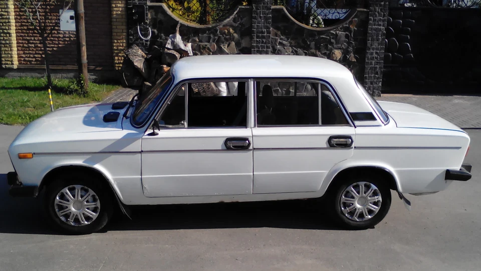 Lada 2106 шоха 3