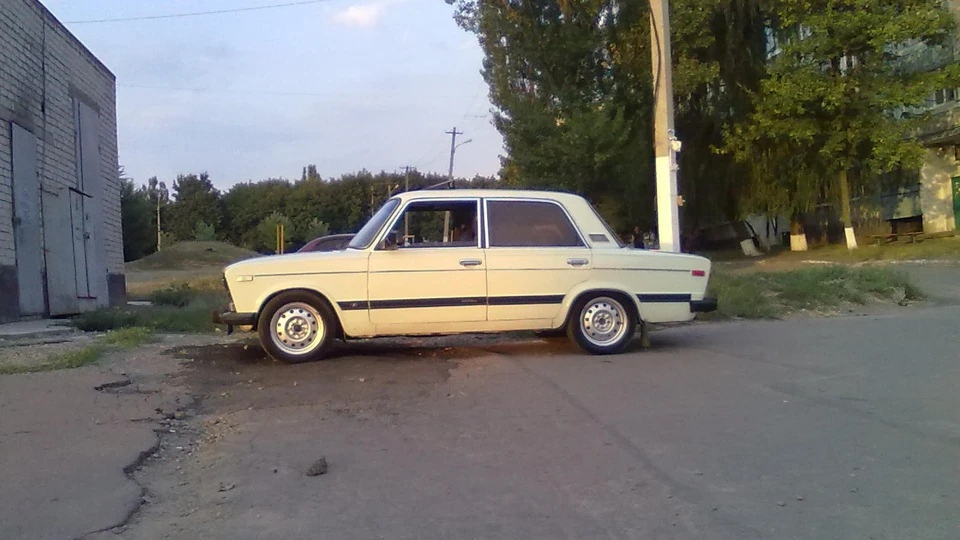 Lada 2106 <White SIX> 4