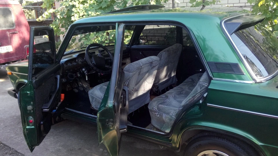 Lada 2106 Зелений металік 3
