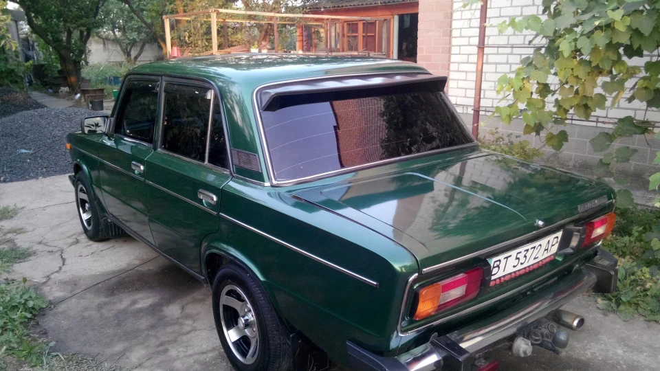 Lada 2106 Зелений металік 5
