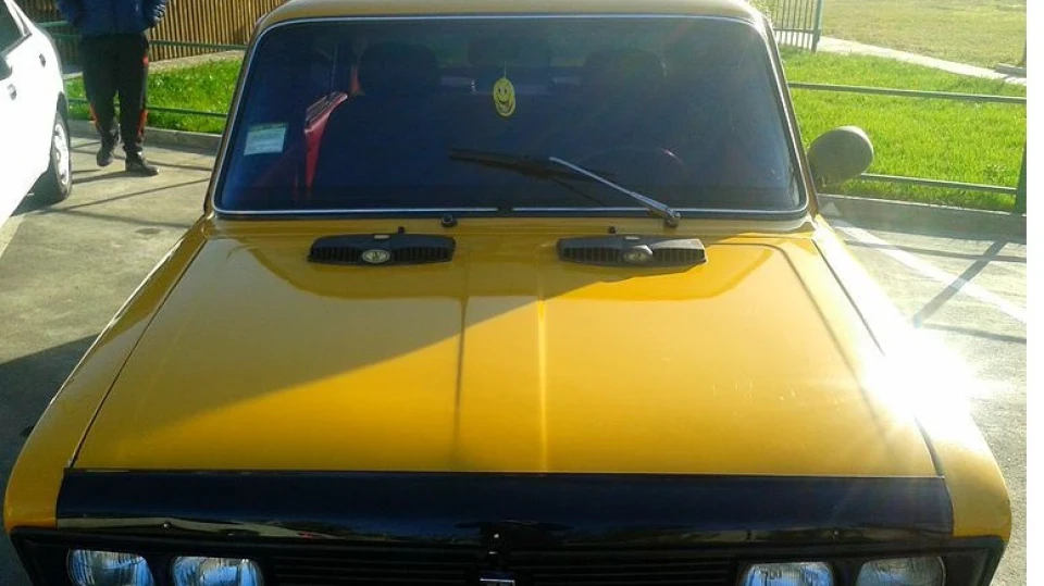 Lada 2106 жовтий дідок 5