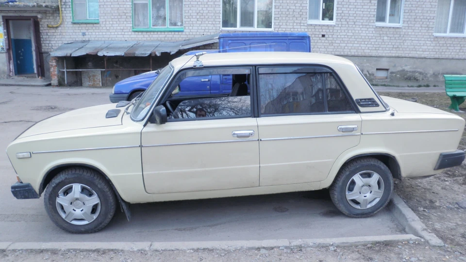 Lada 2106 ЗНГ 4