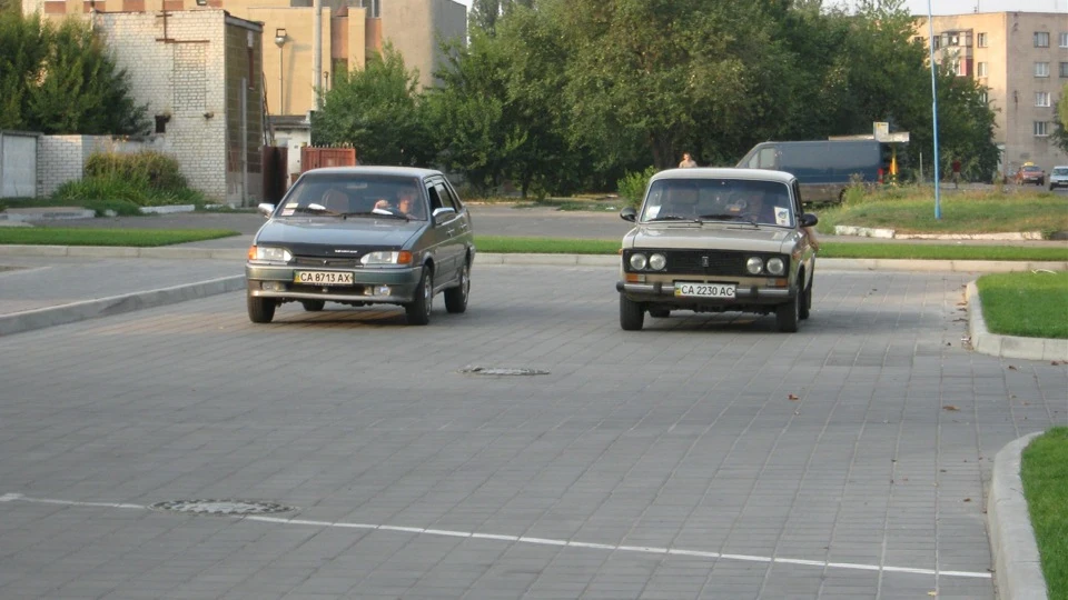 Lada 2106 Золота 2