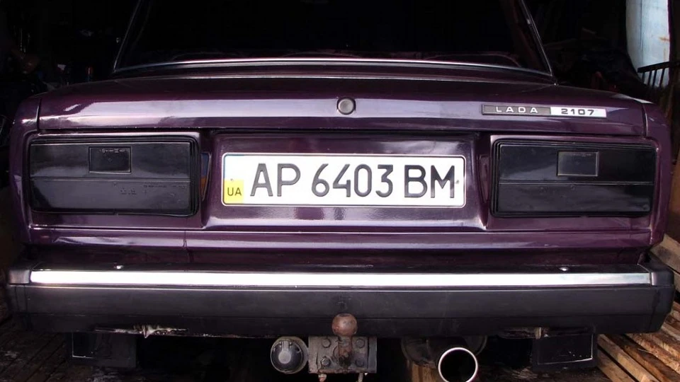 Lada 2107 4