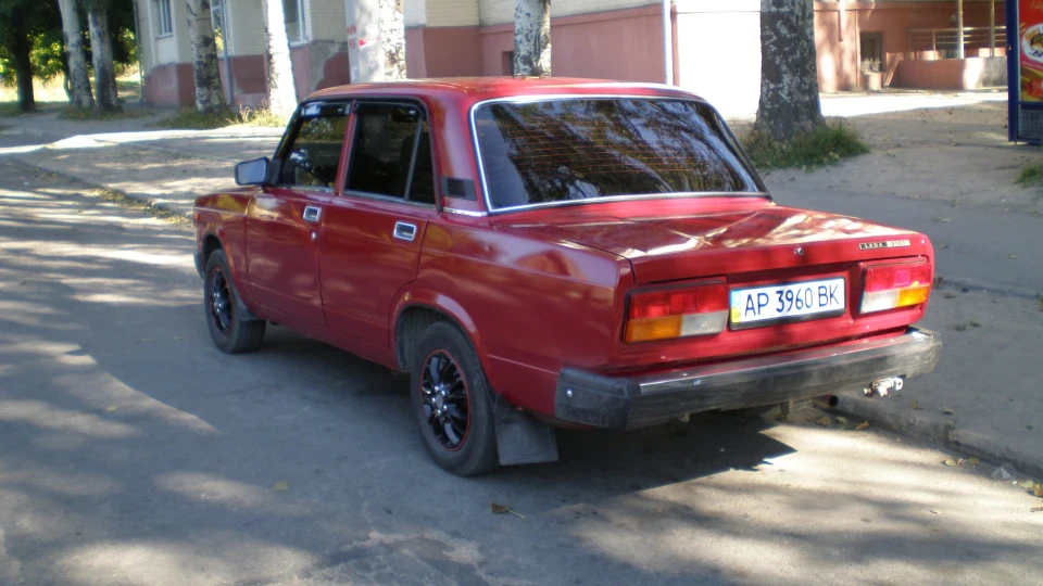 Lada 2107 3
