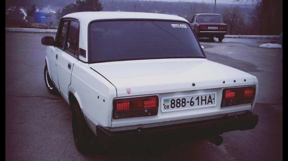Lada 2107 3