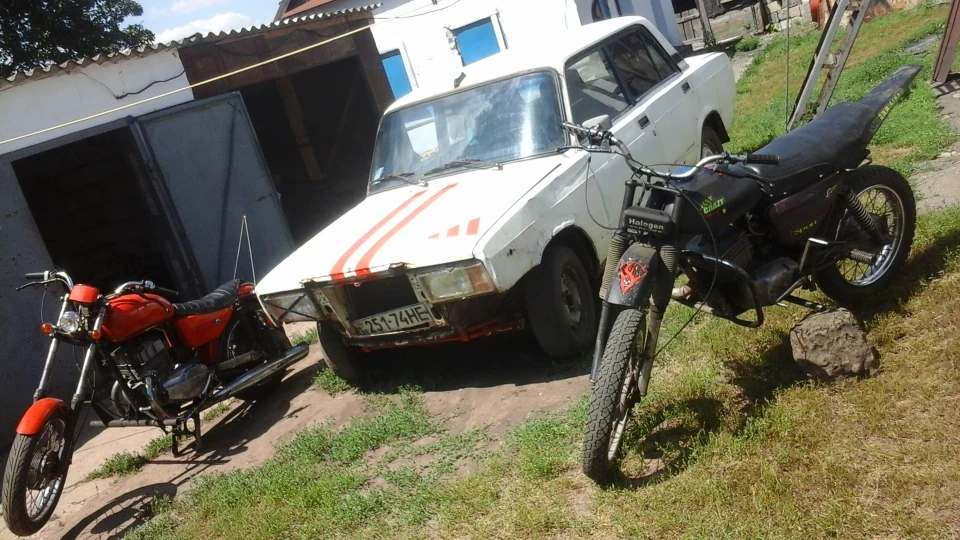 Lada 2107 4