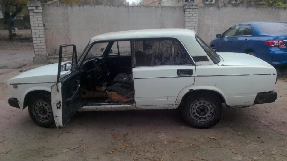 Lada 2107 2