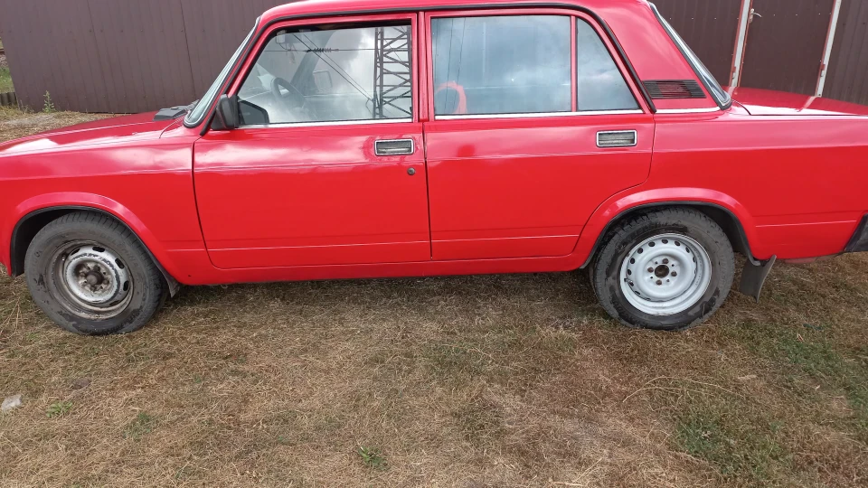 Lada 2107 5