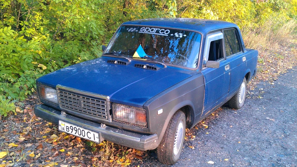 Lada 2107 2