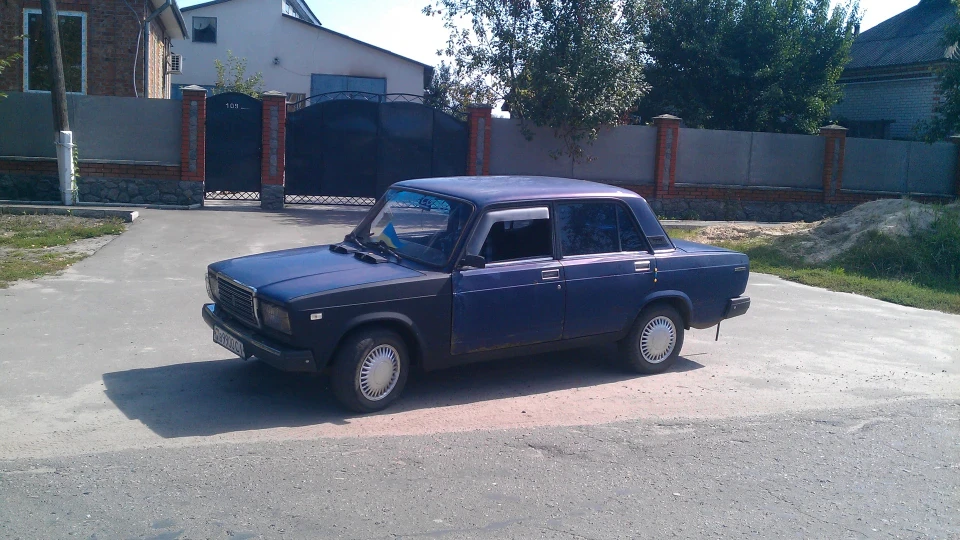 Lada 2107 3