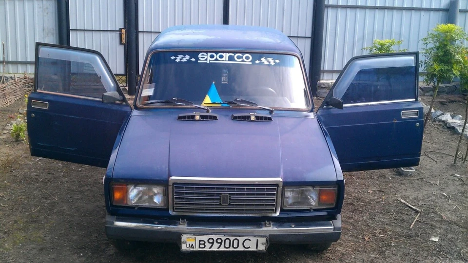 Lada 2107 4