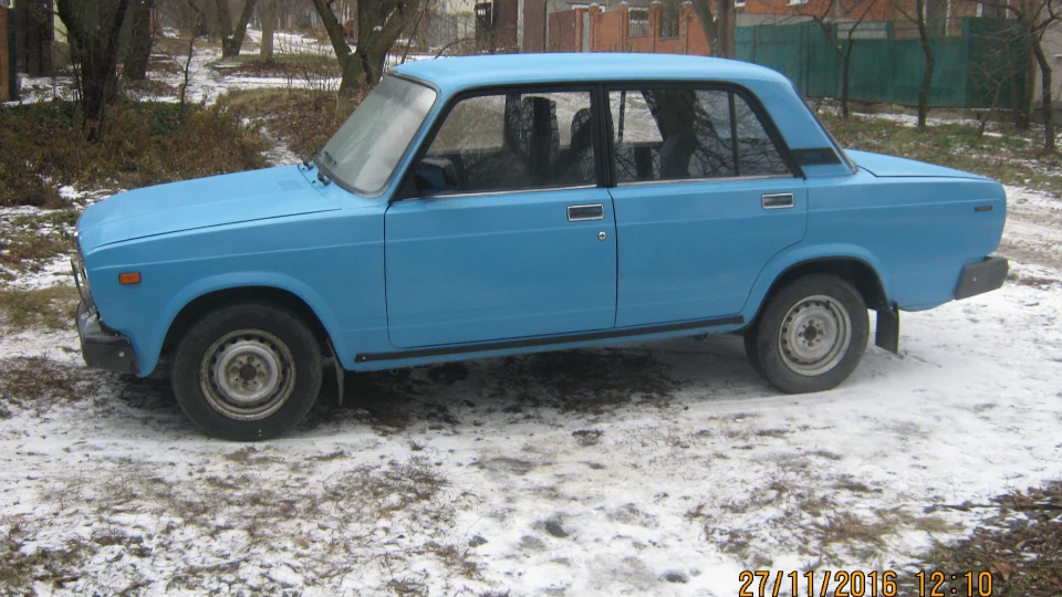 Lada 2107 2