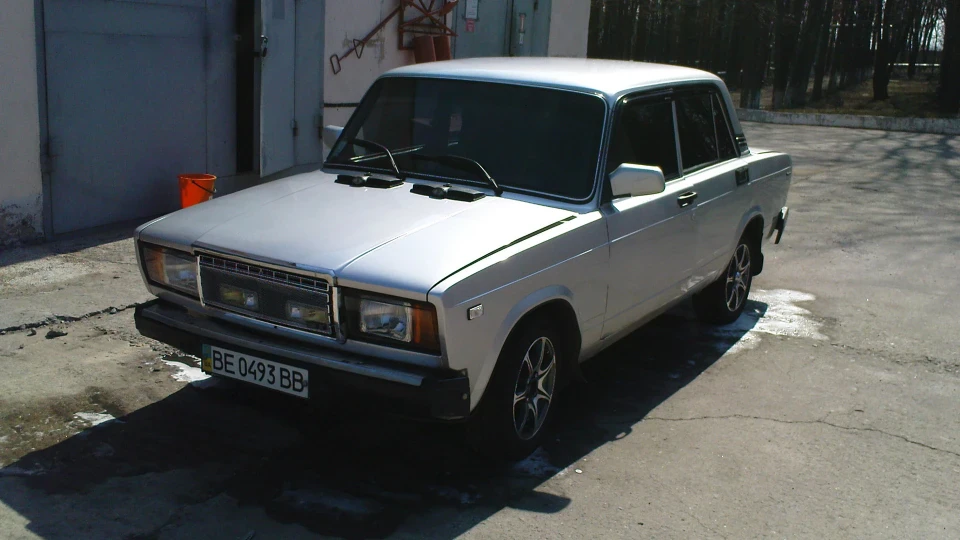 Lada 2107 5