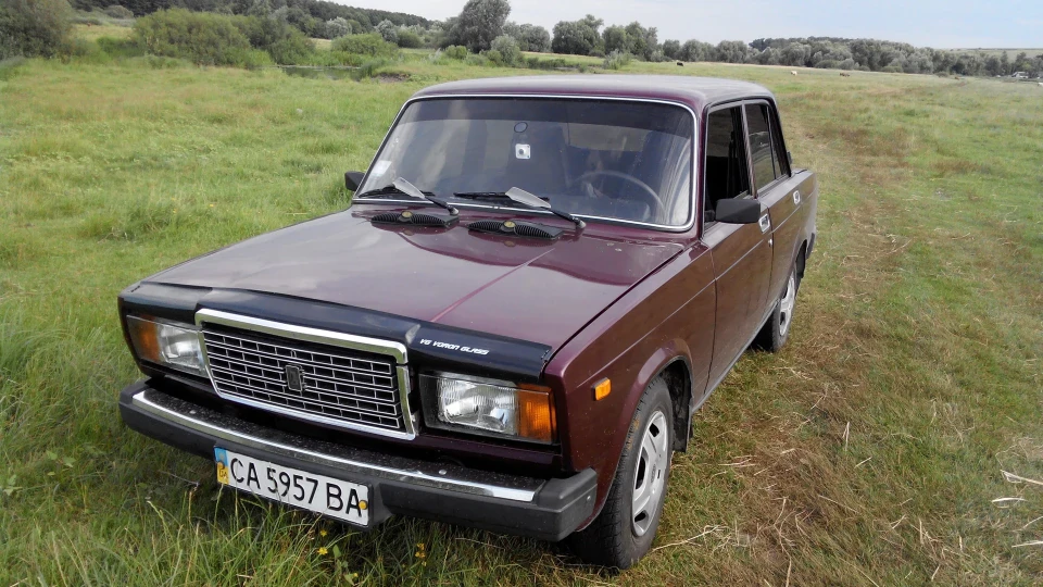 Lada 2107 3