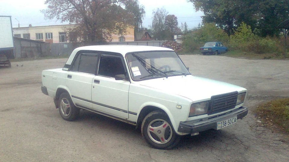 Lada 2107 5