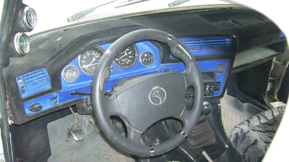Lada 2107 3