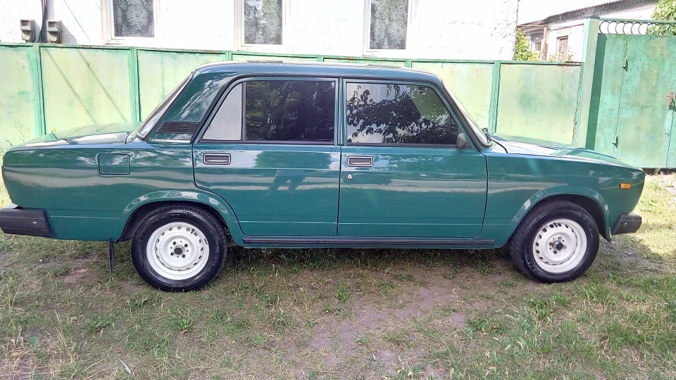 Lada 2107 3