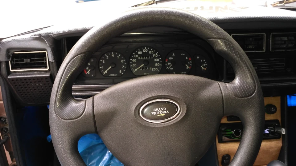 Lada 2107 4