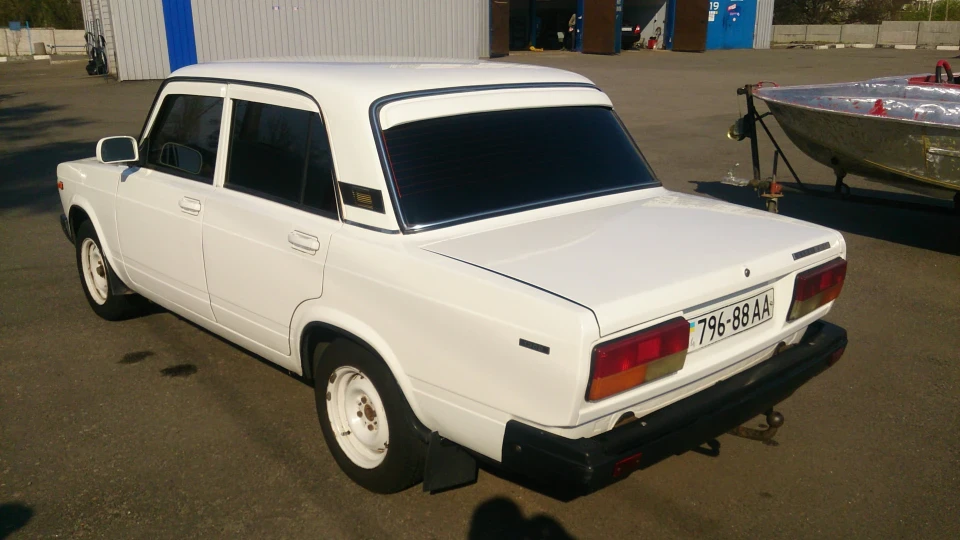 Lada 2107 5